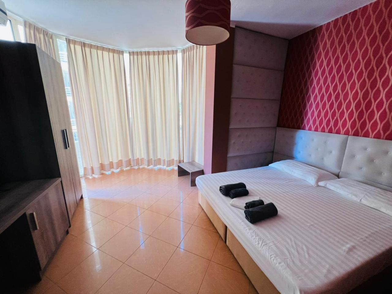 Inn Hotel Shkallnur Bagian luar foto