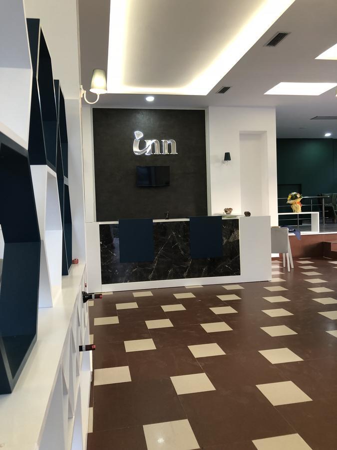 Inn Hotel Shkallnur Bagian luar foto