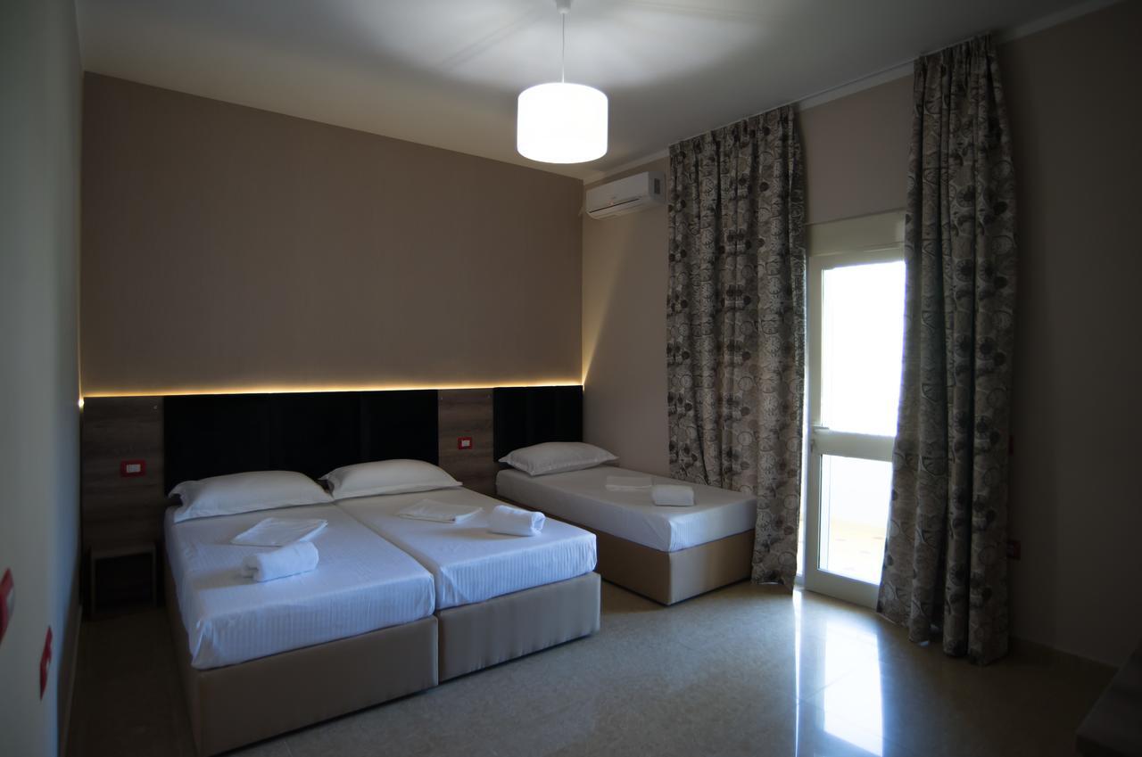 Inn Hotel Shkallnur Bagian luar foto