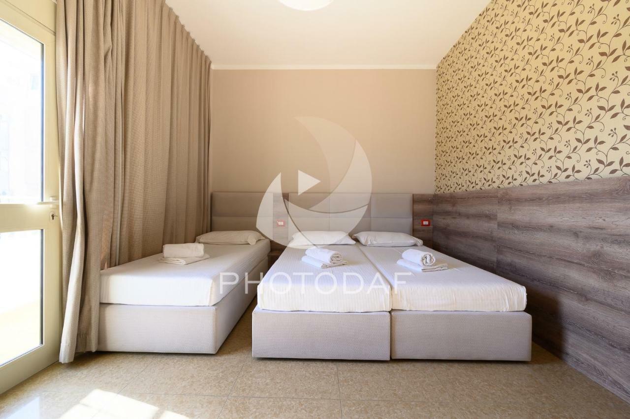 Inn Hotel Shkallnur Bagian luar foto