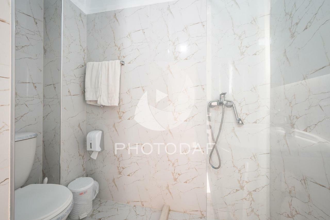 Inn Hotel Shkallnur Bagian luar foto