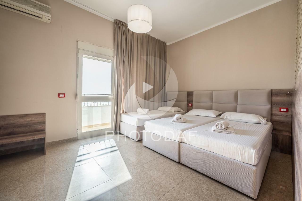 Inn Hotel Shkallnur Bagian luar foto